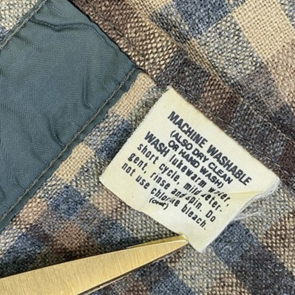 Vintage Pendleton Men's Long Sleeve‎ Button Wool Shirt 15 1/2 Brown USA Outdoor - Picture 12 of 14